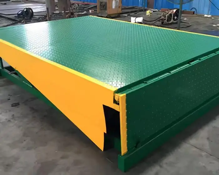 Manutenção de plataforma niveladora de docas